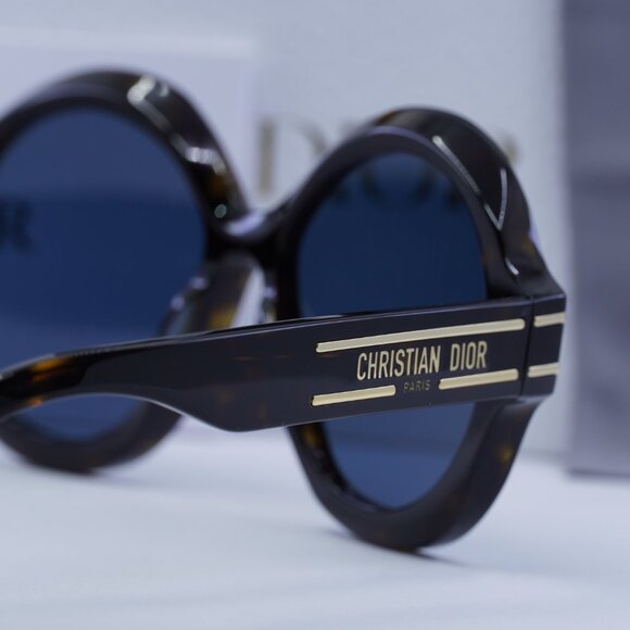 Final Price! Dior DIORSIGNATURE R1U 20B0 Dark Havana Sunglasses